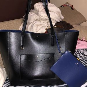 Travanti Reversible Tote w/ detachable wristlet.